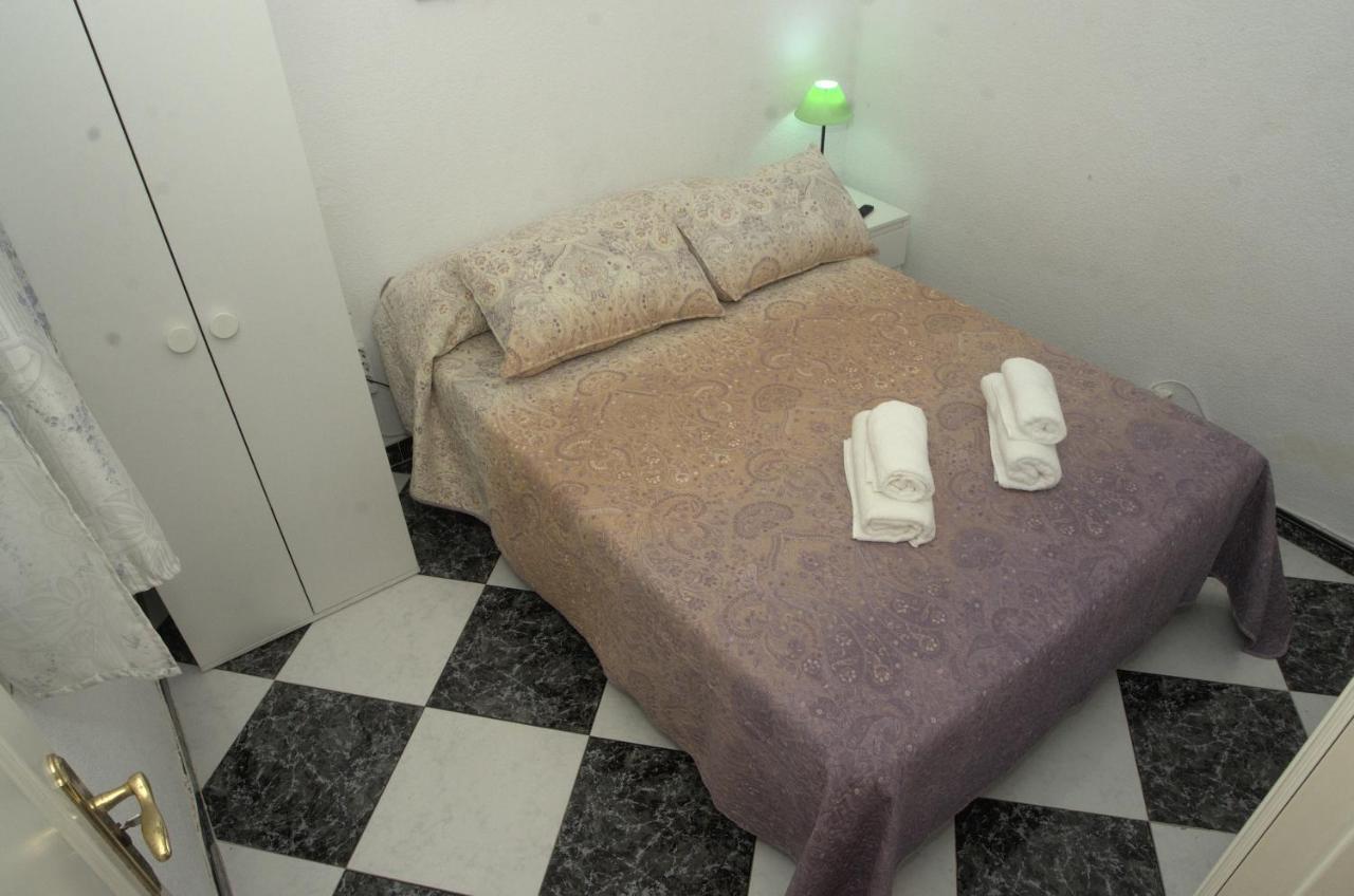 Habitacion En El Corazon Del Centro De Málaga Esterno foto