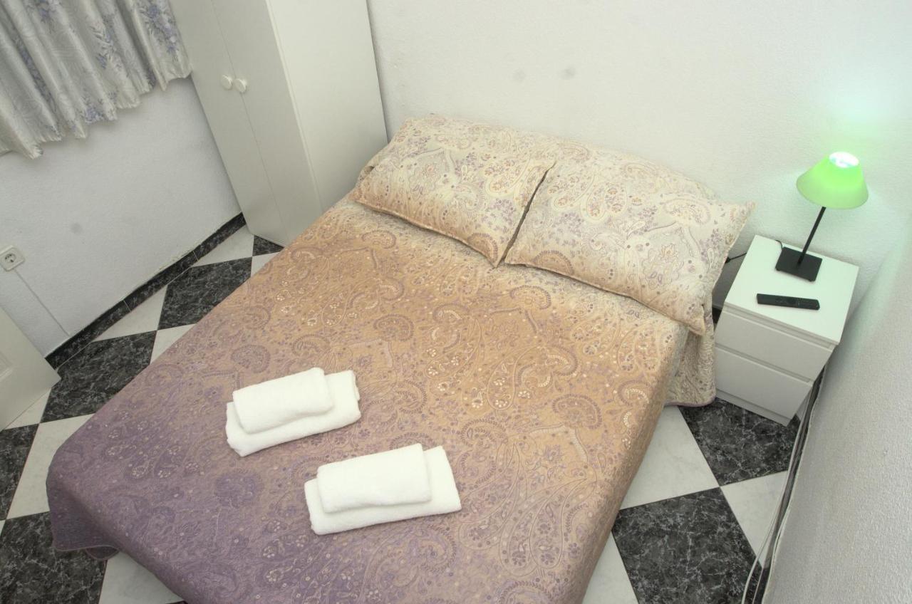 Habitacion En El Corazon Del Centro De Málaga Esterno foto