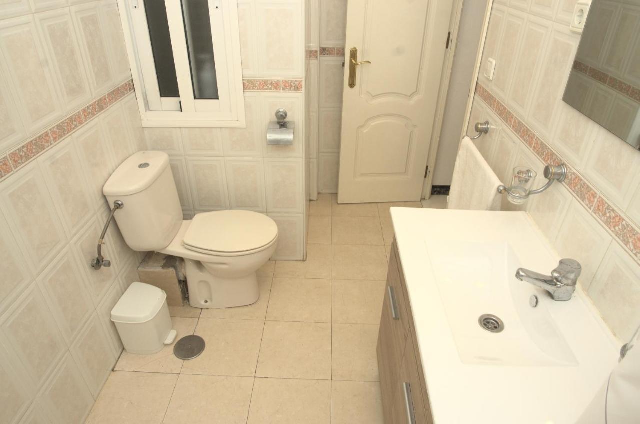 Habitacion En El Corazon Del Centro De Málaga Esterno foto