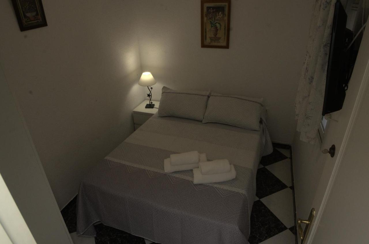 Habitacion En El Corazon Del Centro De Málaga Esterno foto