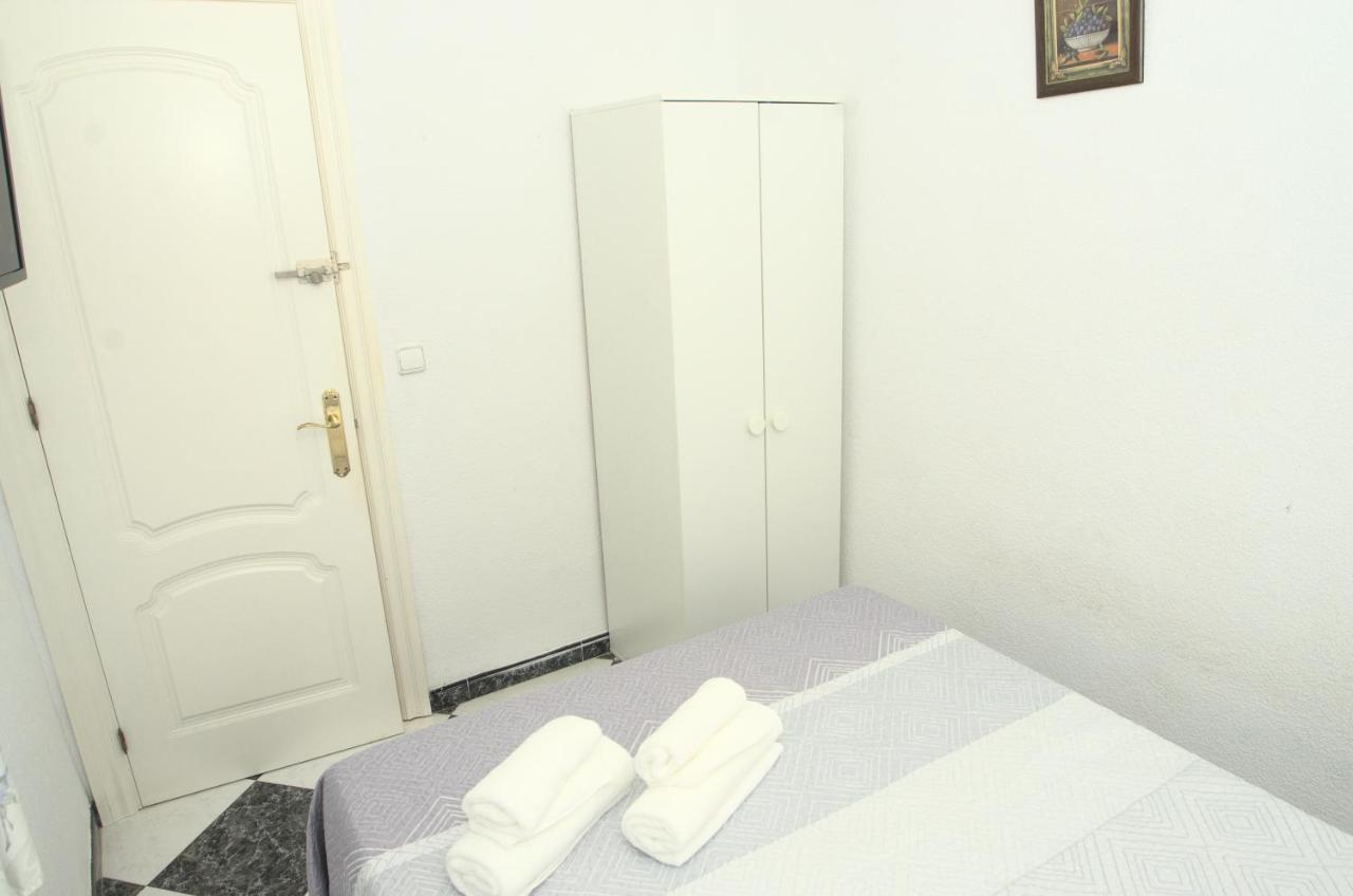 Habitacion En El Corazon Del Centro De Málaga Esterno foto